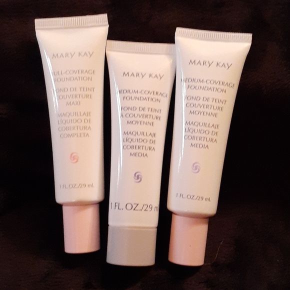 #22-Mary Kay Foundations